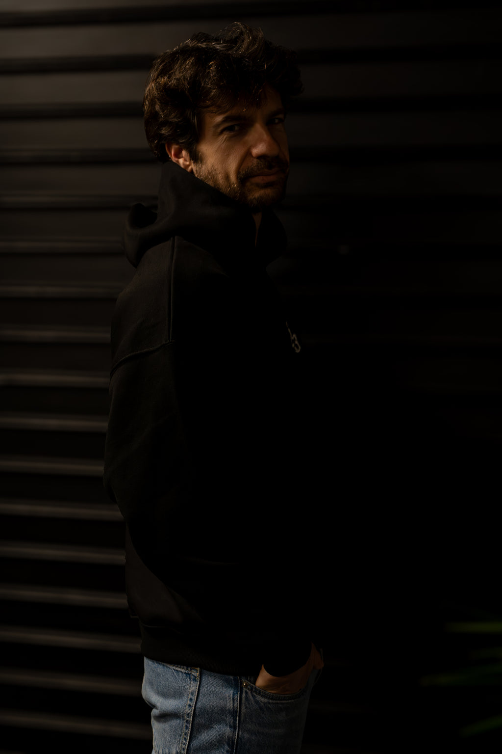MOMENTUM HOODIE