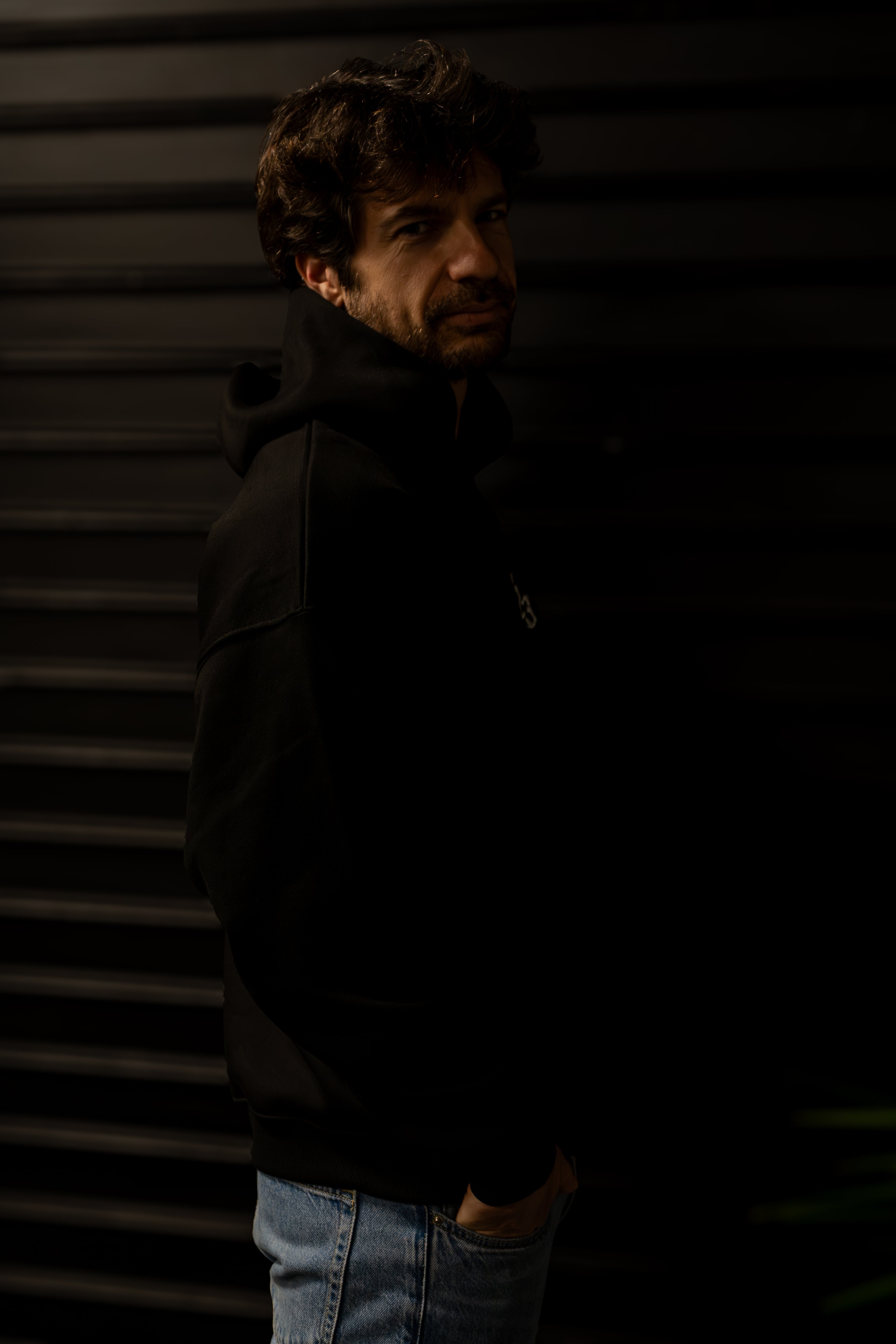 MOMENTUM HOODIE