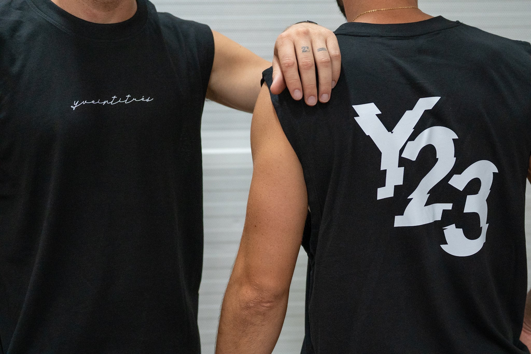 BLACK Y23 TANK